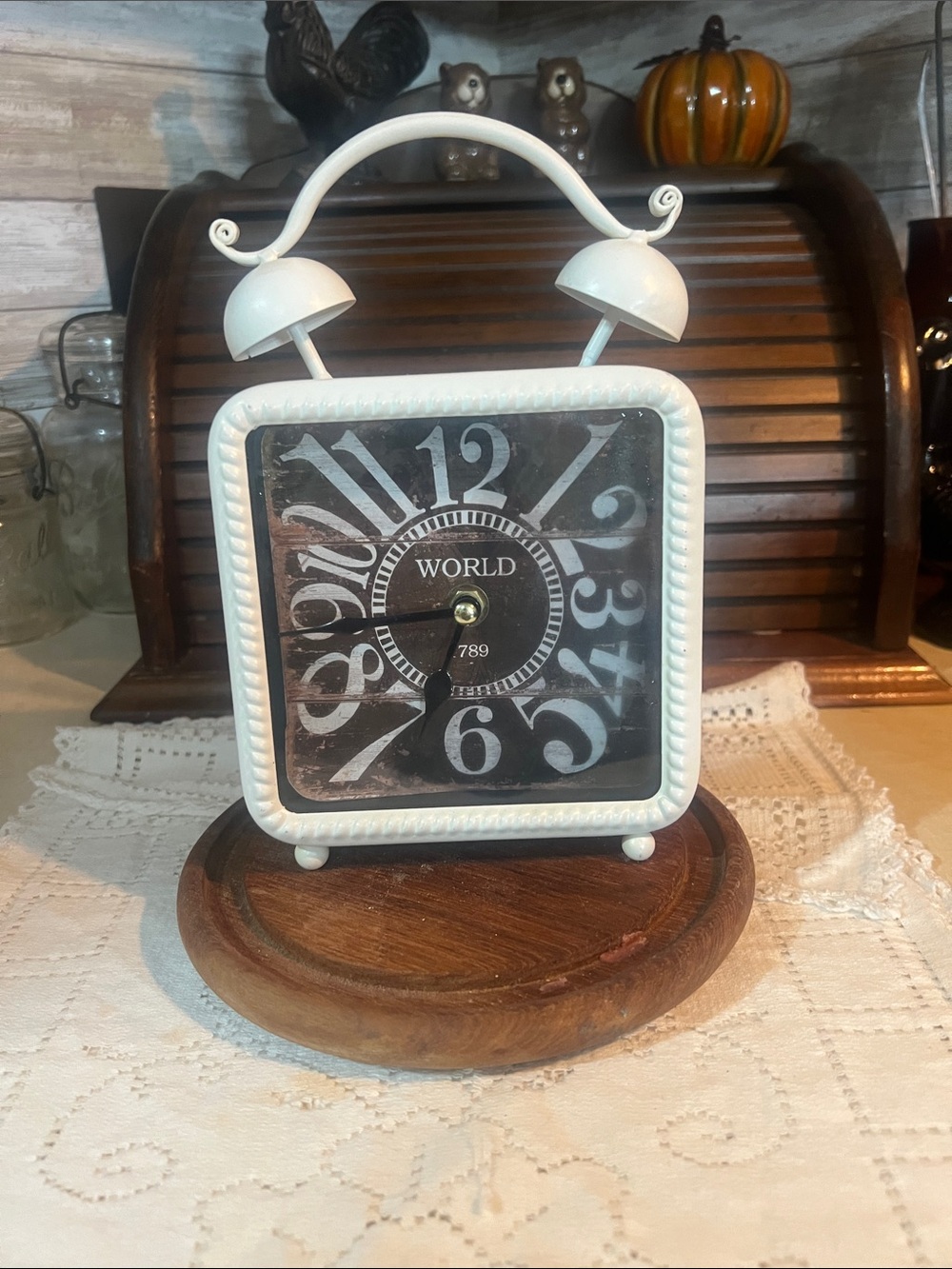 White Decorative Table Clock - Vintage Square style